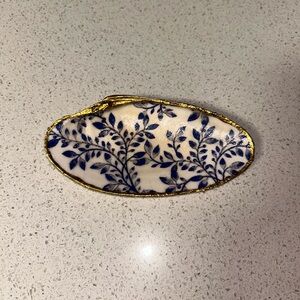 Blue and Gold Leaf Patterned Trinket Shell